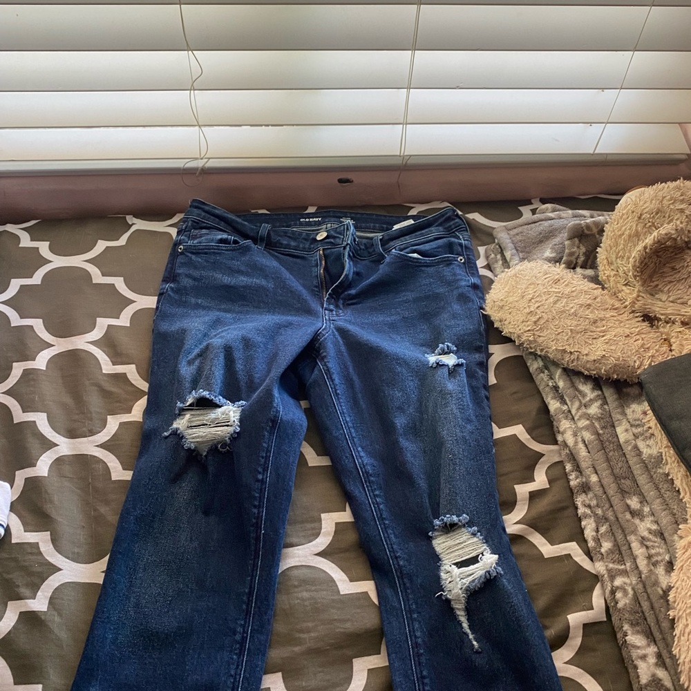 Old navy ripped jeans